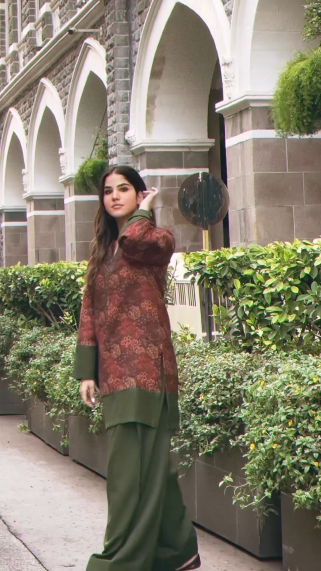 Pashmina Farshi Suit Set