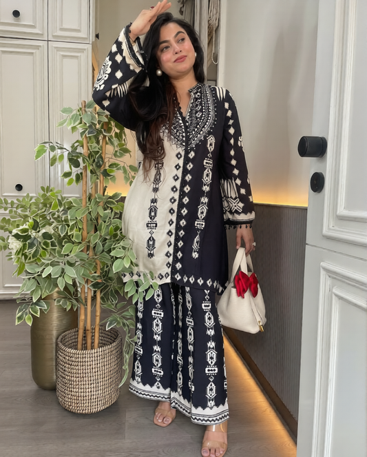 MonaLisa Cotton Co-Ord Set with Delicate Embroidery & Lace detailing